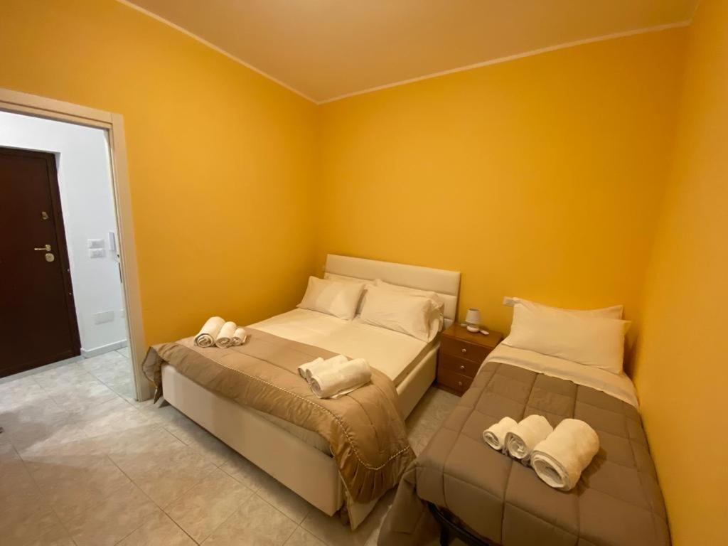 Ferienwohnung Al Parlatoio Del Centro Storico Palermo Exterior foto
